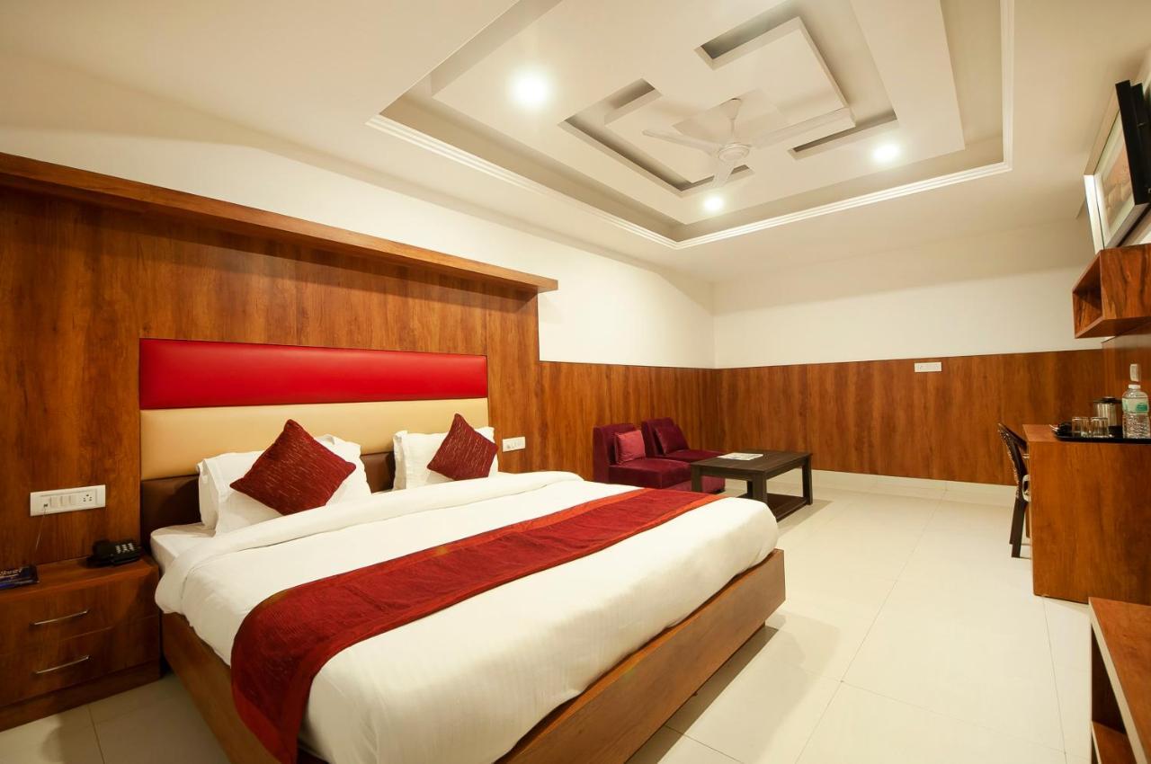 ניו דלהי Hotel Sm Suits Near Delhi Airport-Unit By Grand Urban Luxury מראה חיצוני תמונה