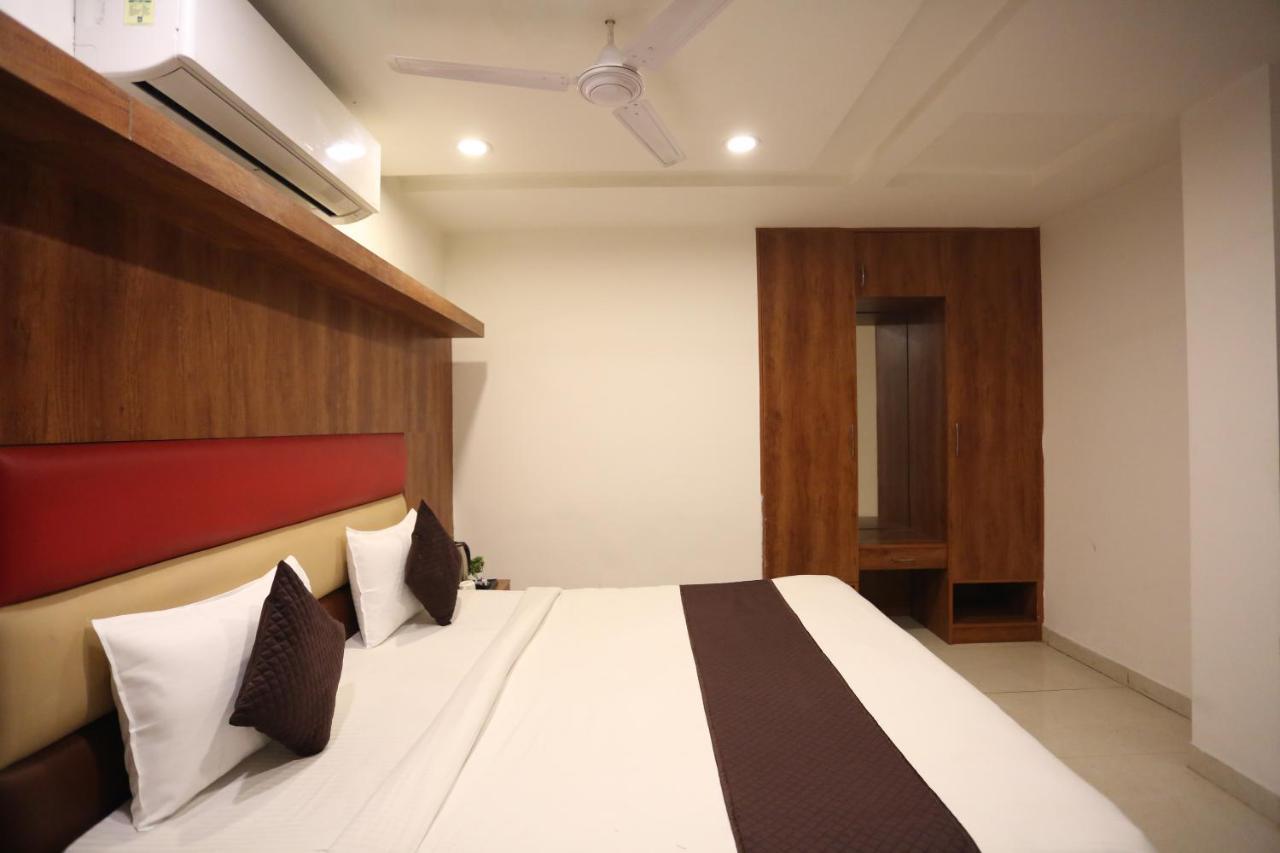 ניו דלהי Hotel Sm Suits Near Delhi Airport-Unit By Grand Urban Luxury מראה חיצוני תמונה