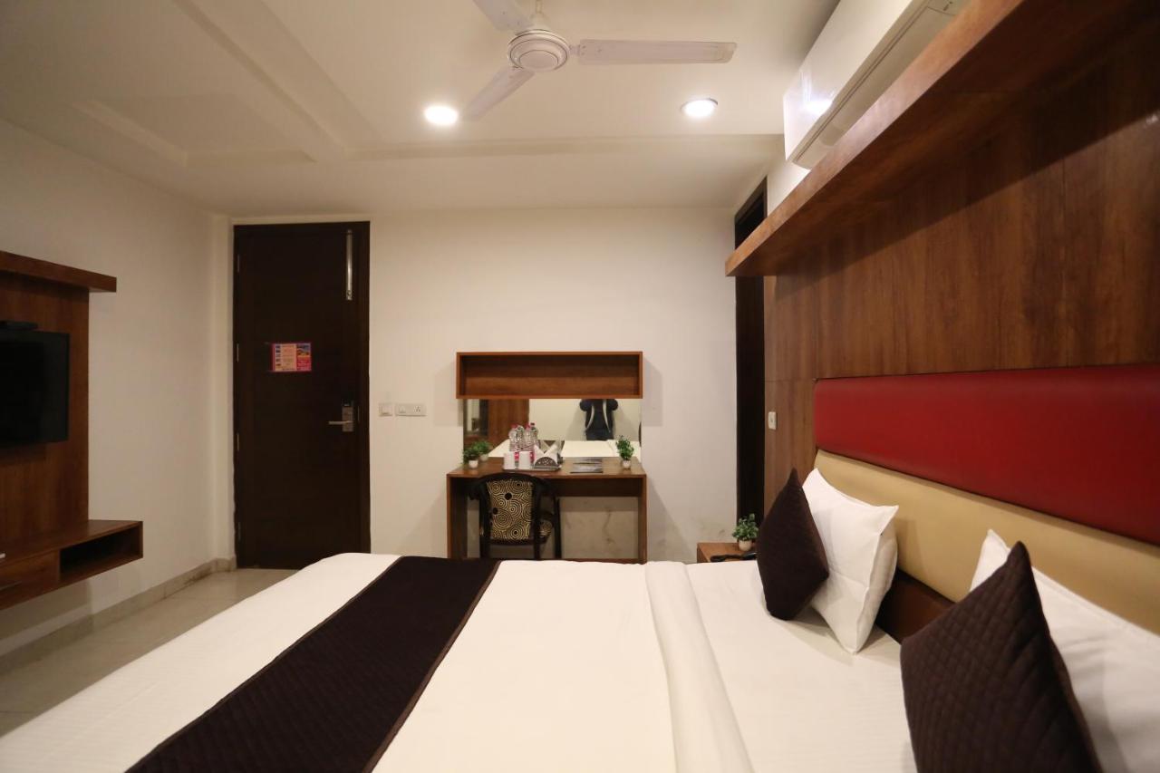 ניו דלהי Hotel Sm Suits Near Delhi Airport-Unit By Grand Urban Luxury מראה חיצוני תמונה