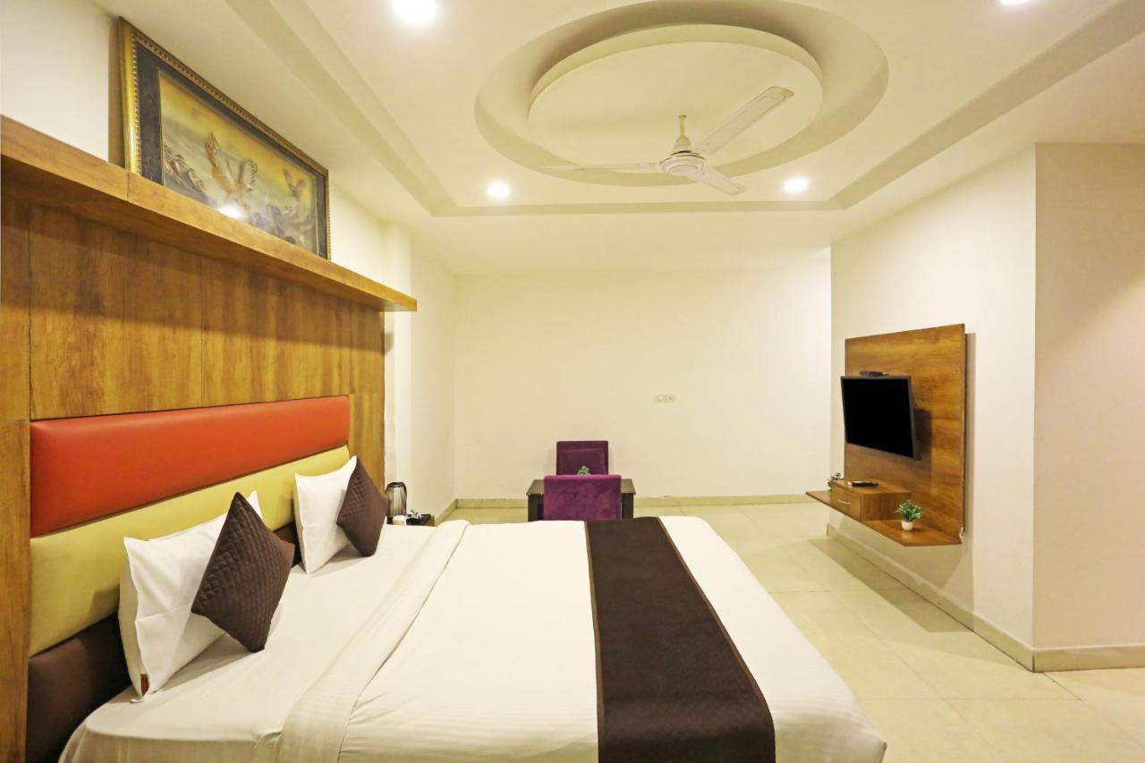 ניו דלהי Hotel Sm Suits Near Delhi Airport-Unit By Grand Urban Luxury מראה חיצוני תמונה