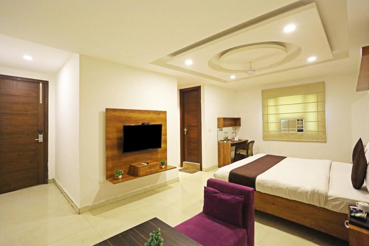 ניו דלהי Hotel Sm Suits Near Delhi Airport-Unit By Grand Urban Luxury מראה חיצוני תמונה