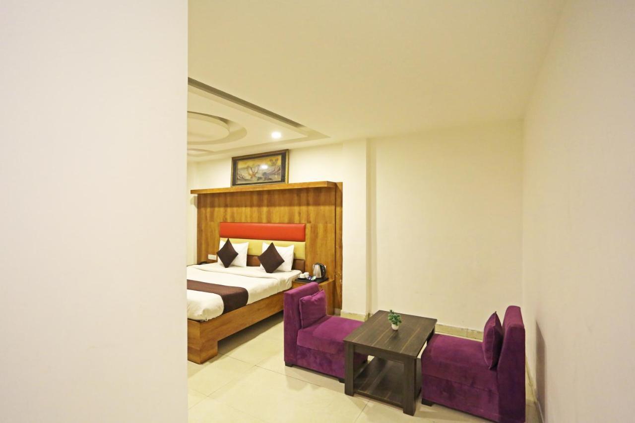 ניו דלהי Hotel Sm Suits Near Delhi Airport-Unit By Grand Urban Luxury מראה חיצוני תמונה
